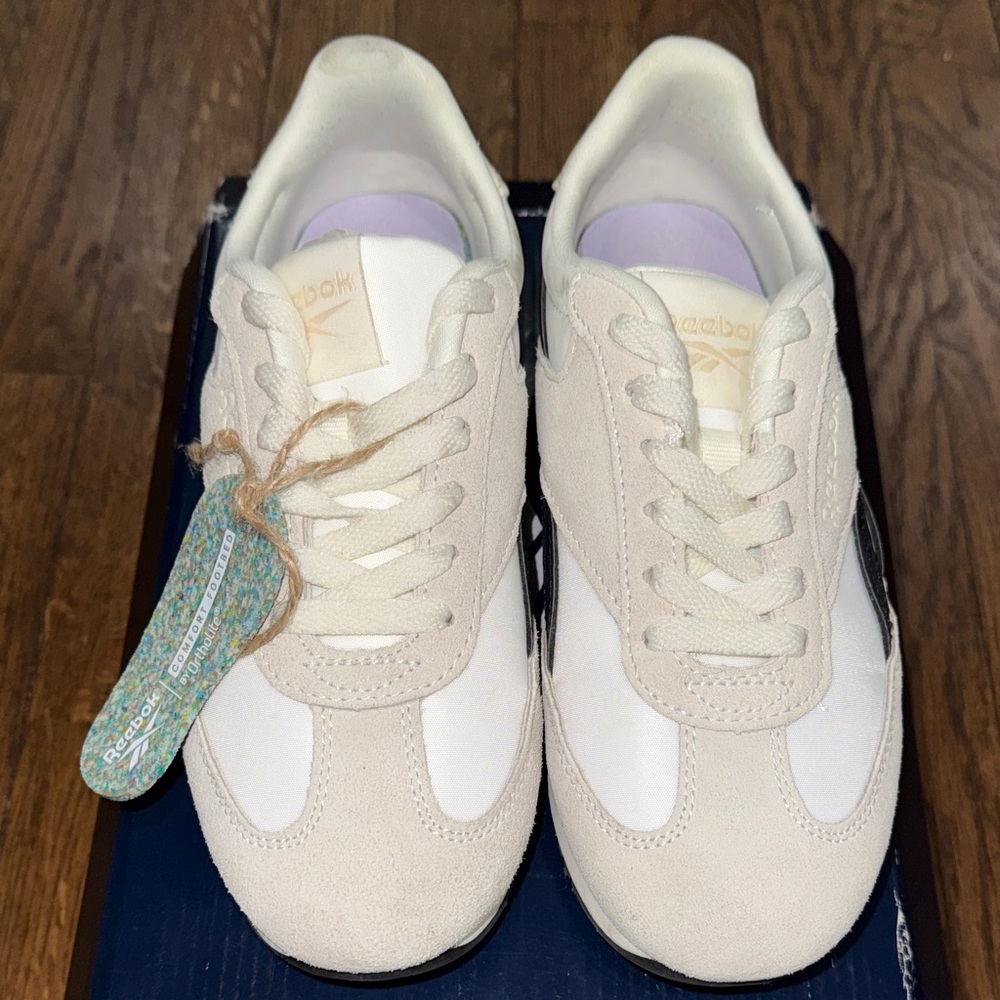 Reebok Women's Beige and Black Sneakers - Picture 2 of 5
